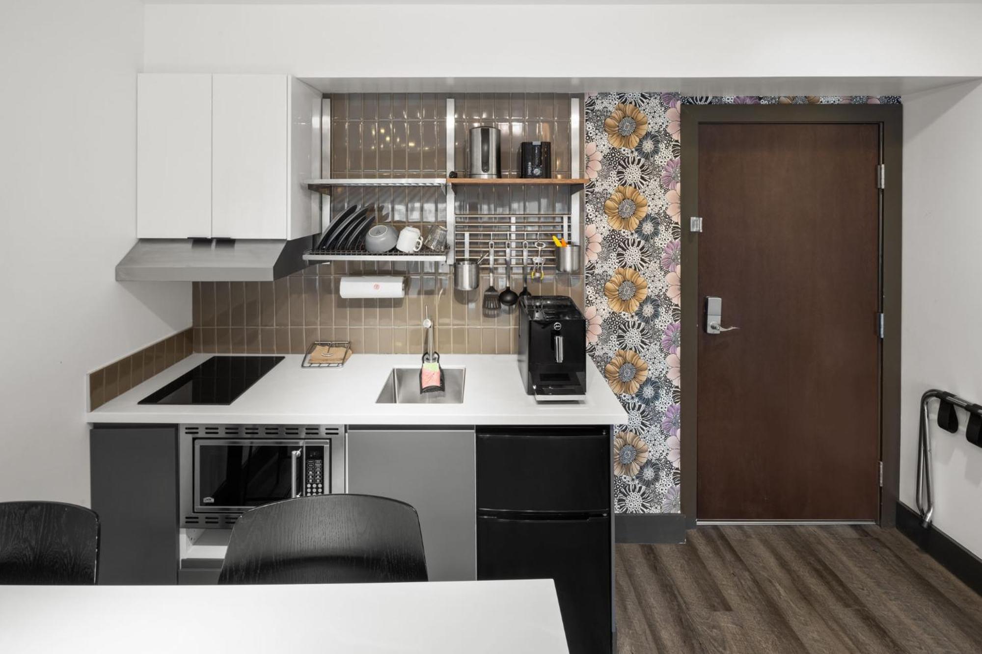 Silverbow Inn & Suites Τζούνο Εξωτερικό φωτογραφία